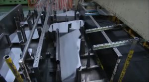 マツダ期間工プレス工程3